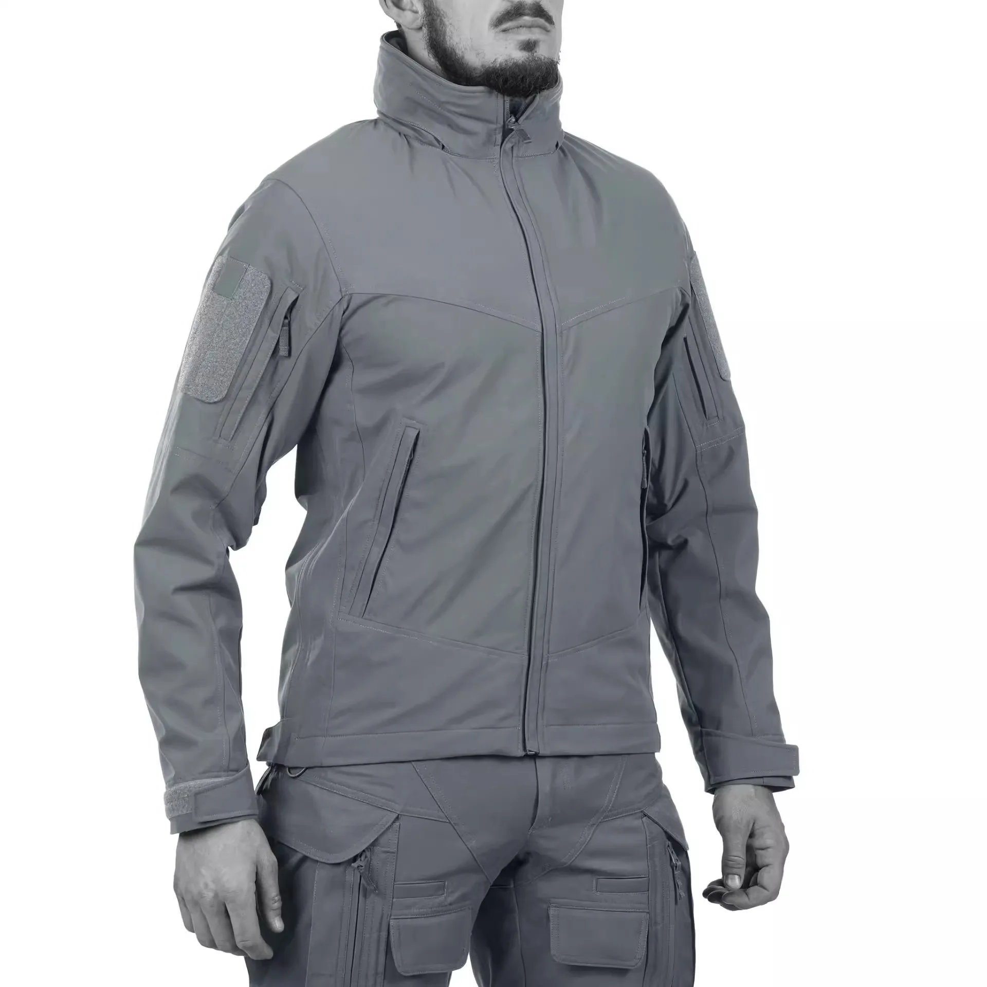 Detalle de la chaqueta táctica