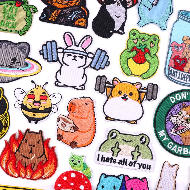 Parche termoadhesivo con diseño de conejo y corgi