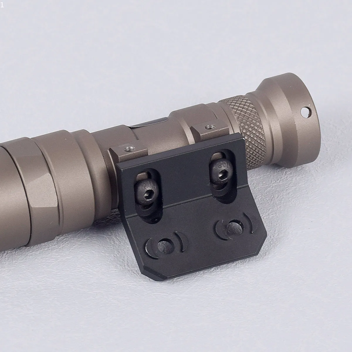 SureFire Soporte táctico de linterna aluminio offset Keymod/MLOK - imagen 5
