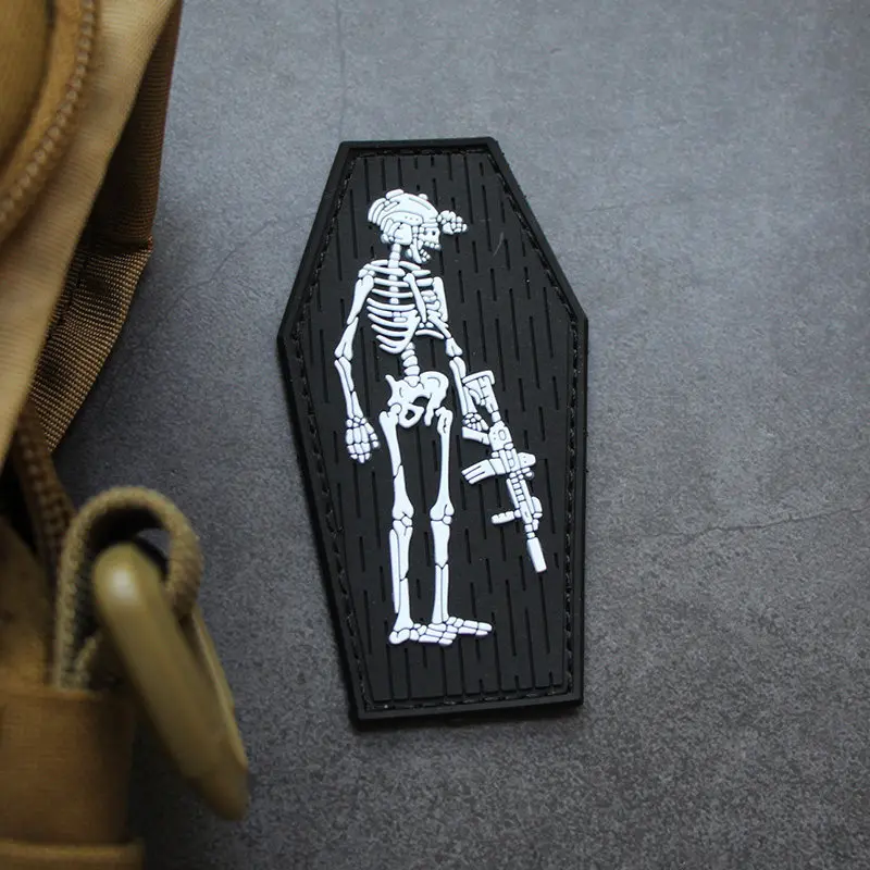 Parche luminoso Projectmonark skull FOG con velcro para mochila - imagen 4