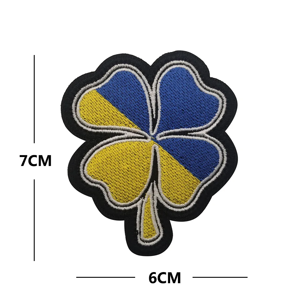 Parche bordado táctico bandera Ucrania calavera y trébol de la suerte - imagen 3