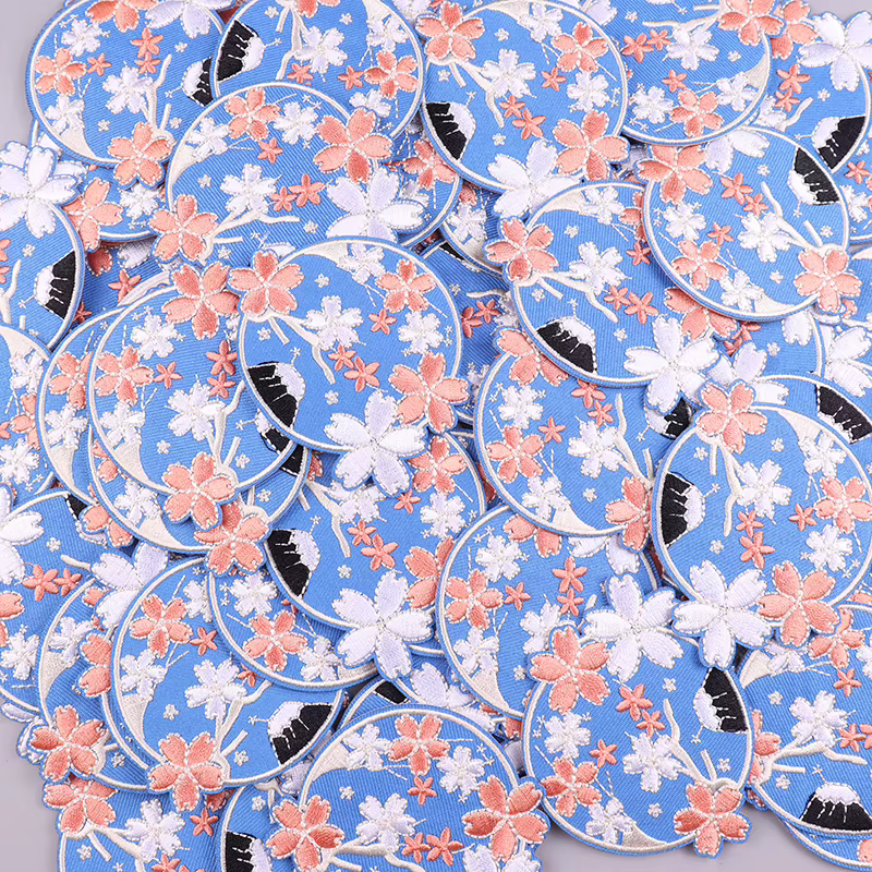 Parche bordado termoadhesivo infantil – Colección ropa - imagen 4