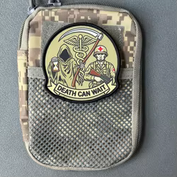 Parche táctico Death Can Wait, moral impresa con velcro