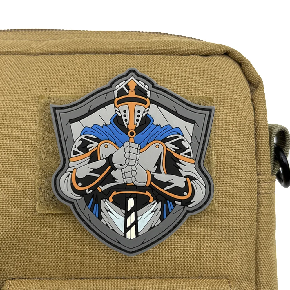 Parche PVC Velcro escudo caballero medieval táctico para mochila - imagen 3