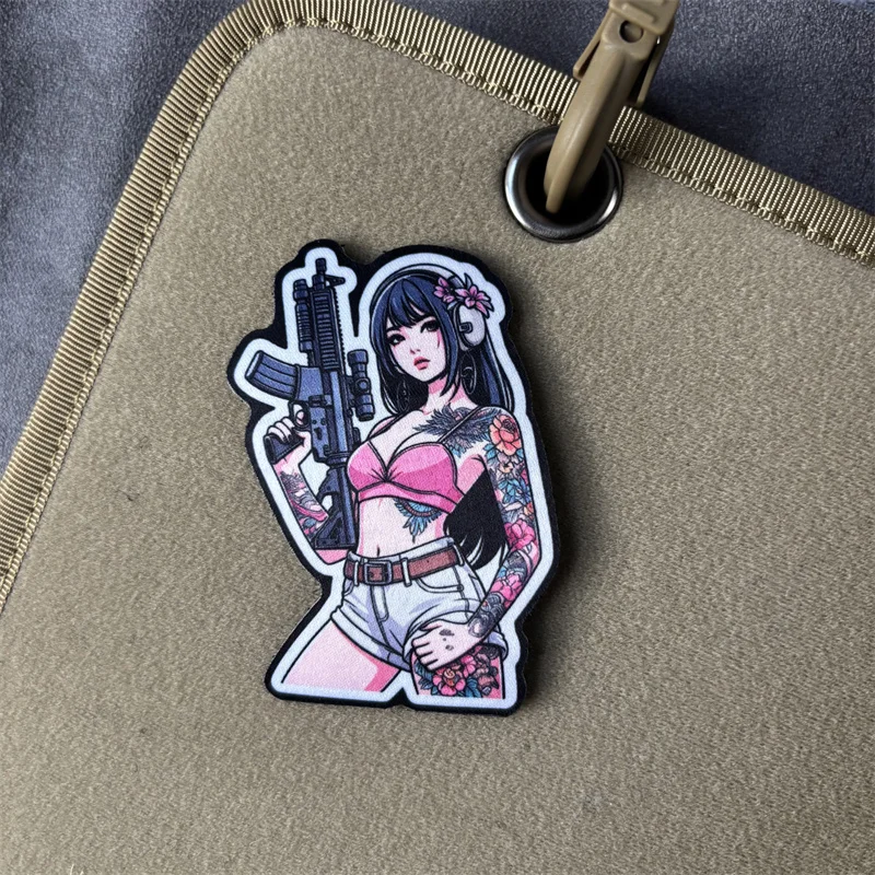 Parche Táctico Pistola para Niña – Insignia Militar con Velcro para Mochila y Brazalete - imagen 5