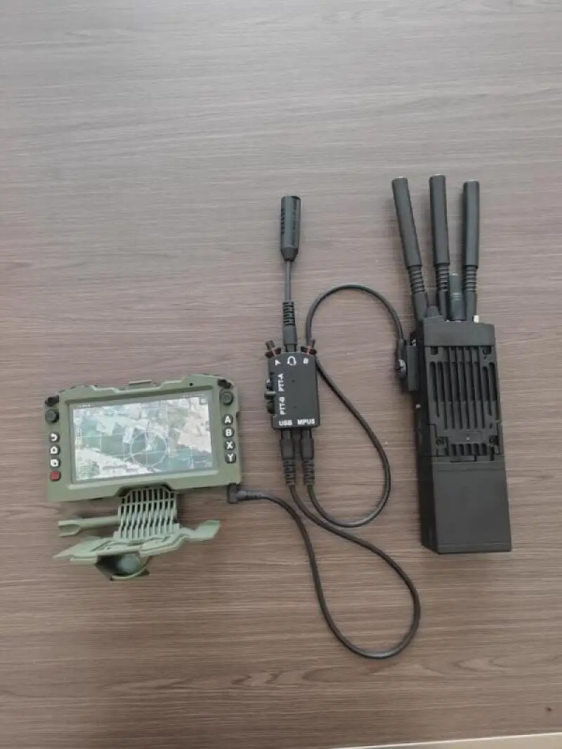 Soporte táctico para terminal de navegación en panel de pecho - imagen 5