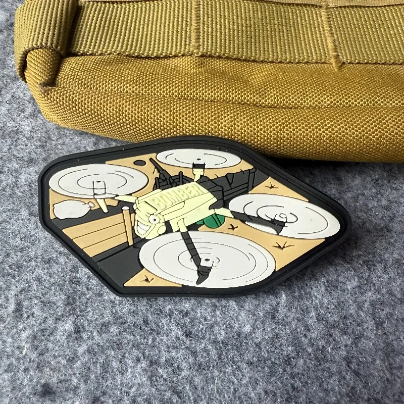 Parche táctico PVC y goma UAV militar con velcro para mochila - imagen 5