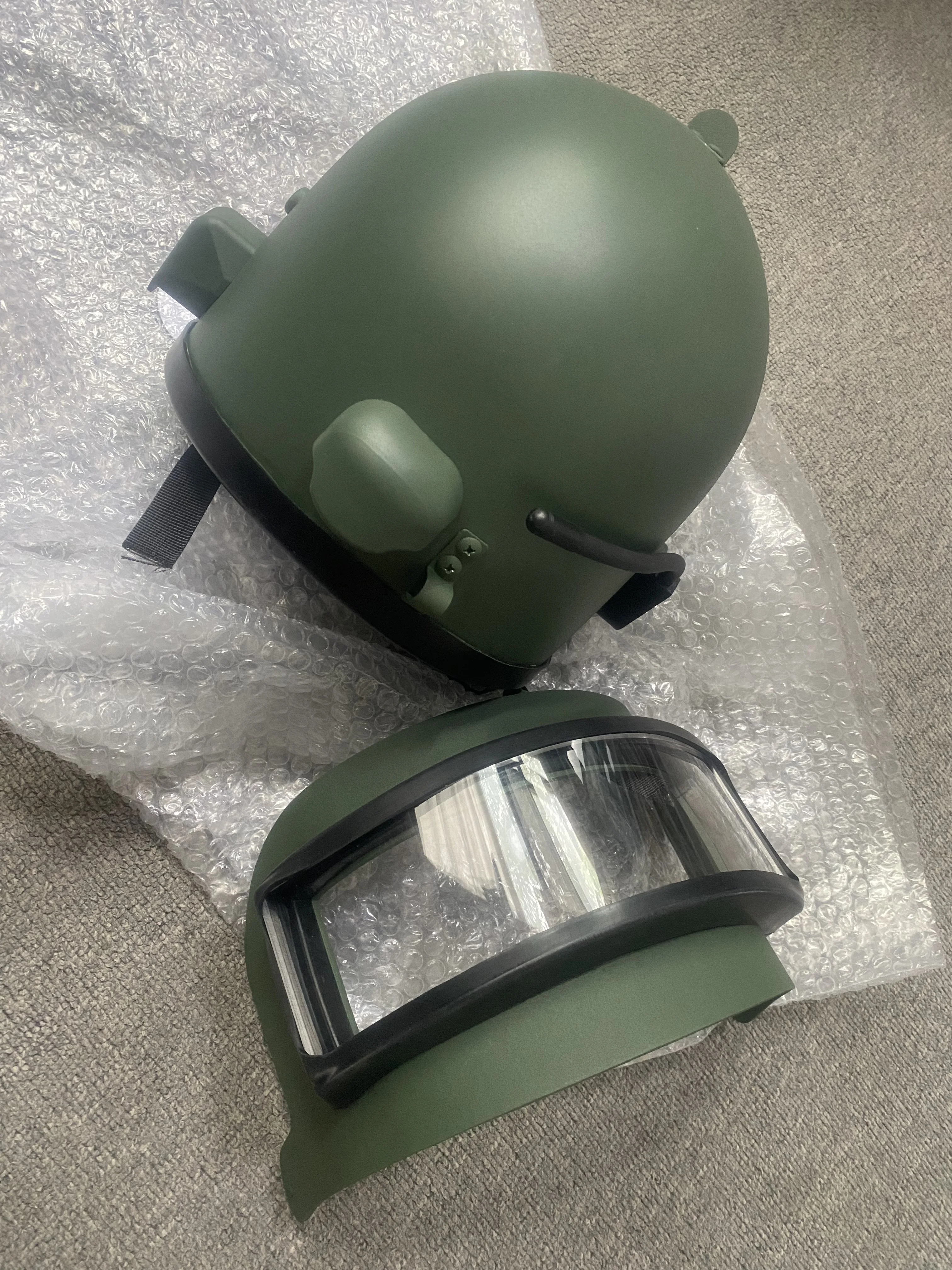 Detalle de la máscara y visor