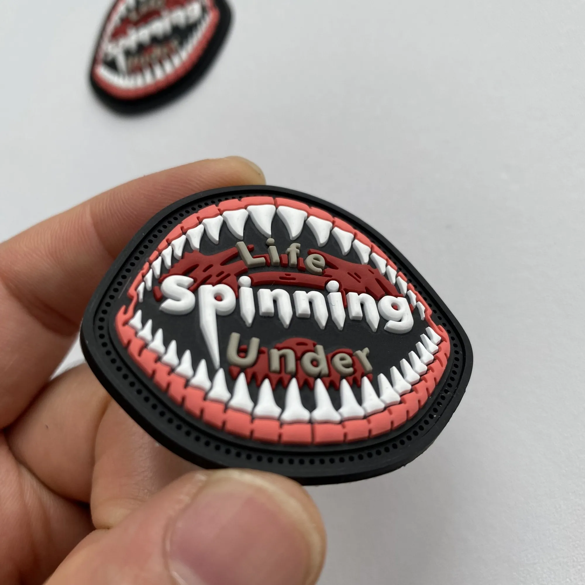 Parche PVC 3D decorativo para manualidades, correas y mochilas - imagen 4