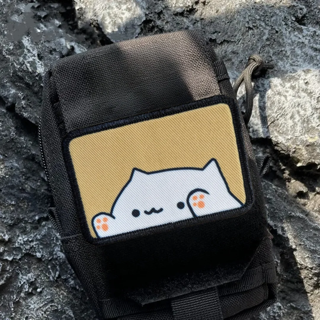 Parche táctico Bongo Fat Cat impreso en fondo verde militar