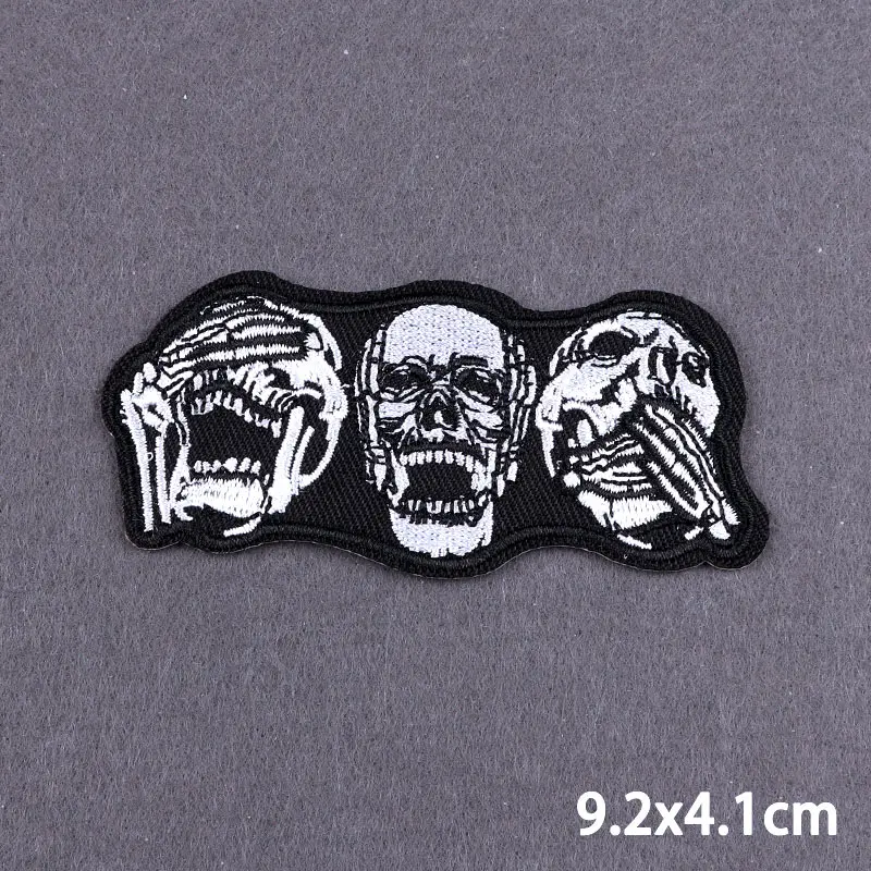 Parche bordado punk horror para ropa y mochila – planchar facil - imagen 3