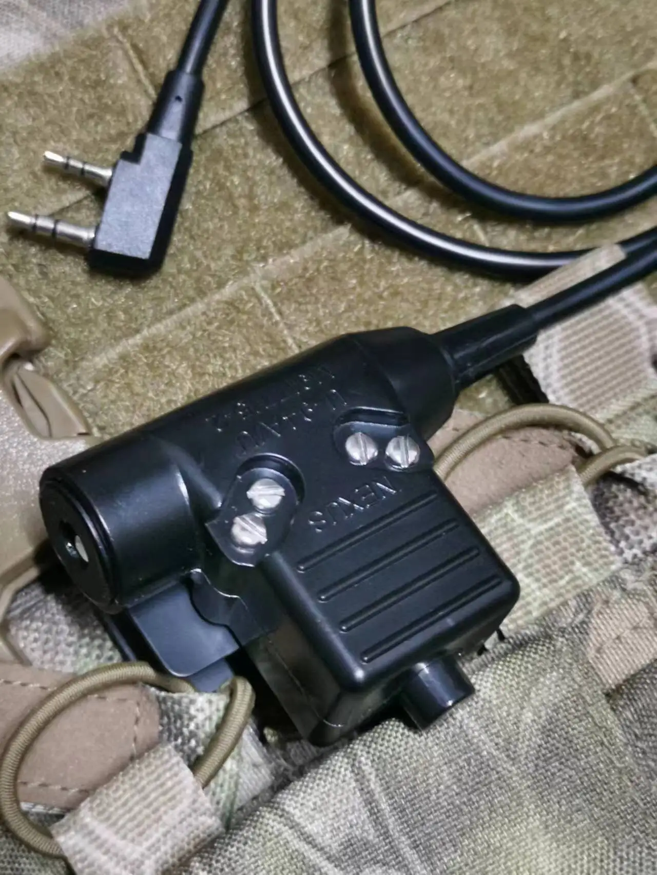 U94 Black conmutador PTT de transmisión para emisoras
