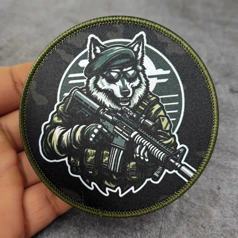 Parche táctico lobo con velcro para mochila y chaqueta exterior - imagen 5