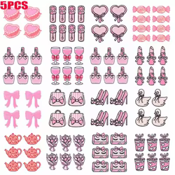 Parche bordado termoadhesivo rosa dibujos animados: labios y corazón