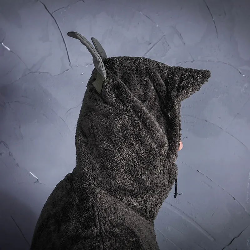 Chaqueta táctica con apariencia acolchada