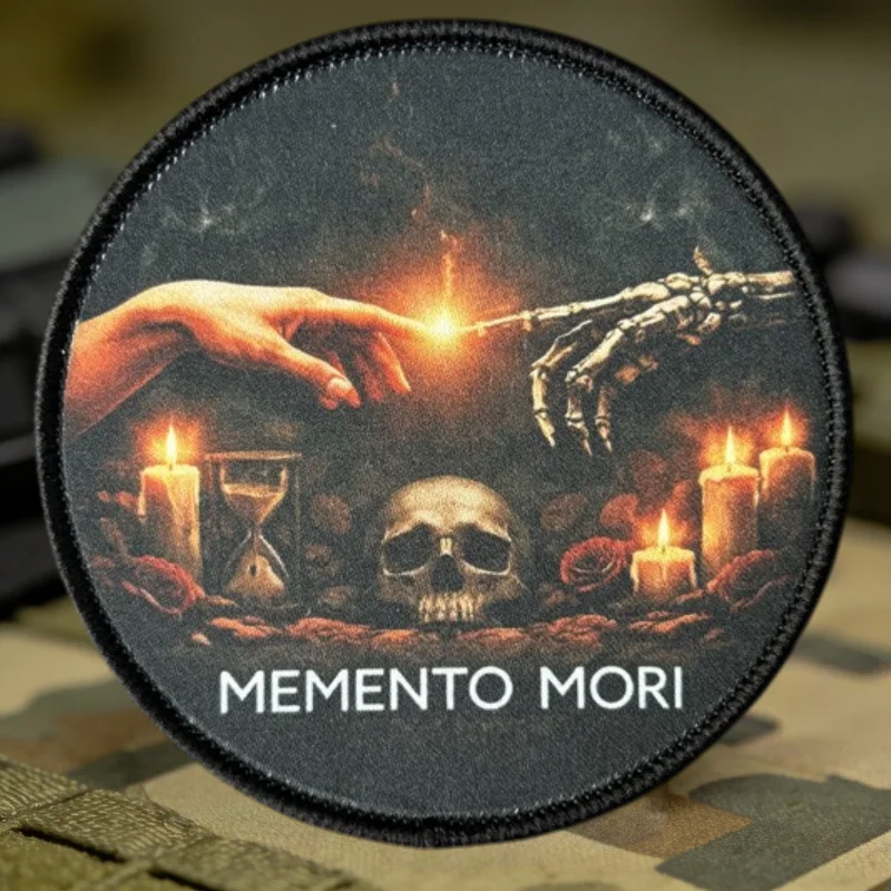 Parche MEMENTO MORI con calavera y detalle táctico