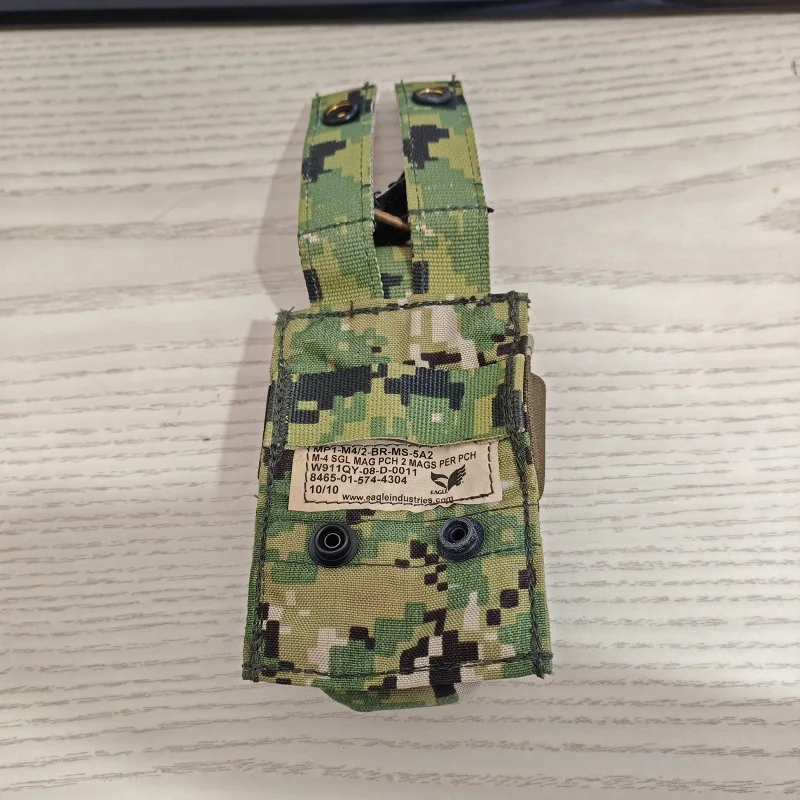 Bolsa porta cargadores AOR2 para herramientas M4 con compartimentos - imagen 5