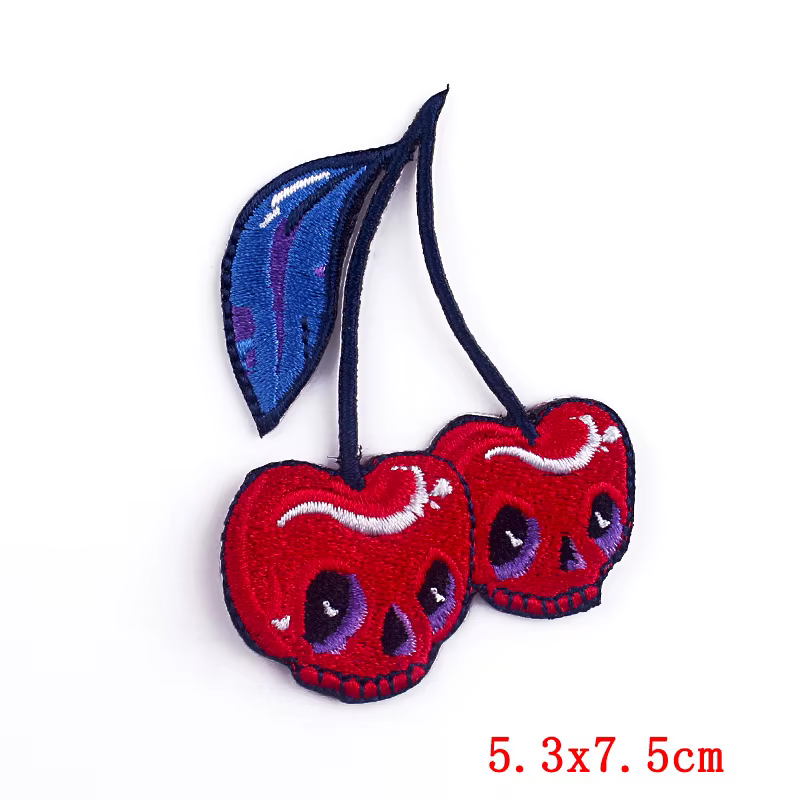 Parche termoadhesivo calavera rockera – Cadena picos para chaqueta - imagen 3