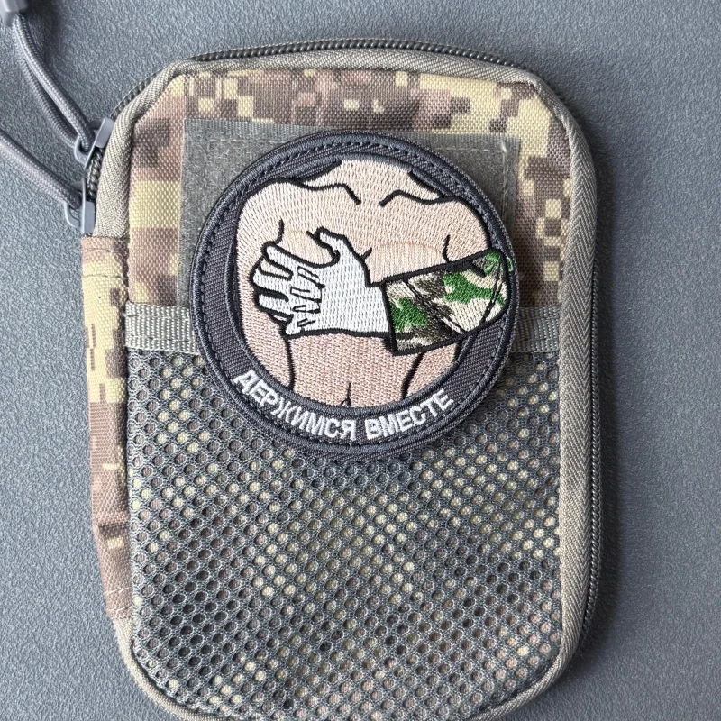 Parche militar bordado de moral con velcro para mochilas - imagen 4