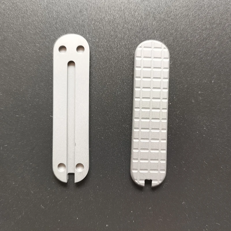 Victorinox Cuchillo Suizo 58 mm personalizado con rejilla - titanio - imagen 2