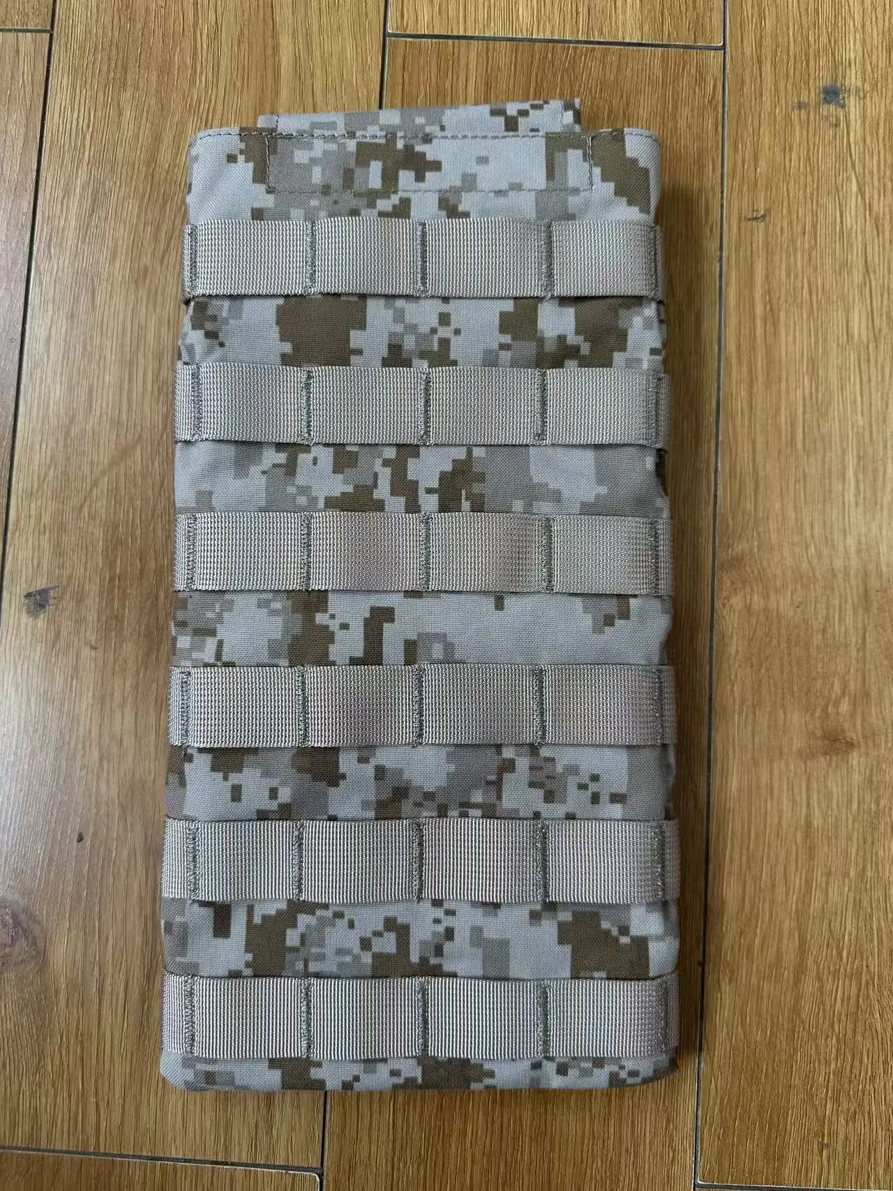 Bolsa de hidratación MOLLE AOR1 para aire libre y trekking
