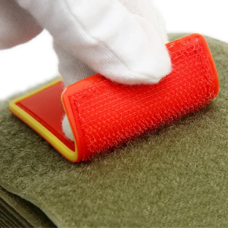 Parche médico Cruz Roja táctico PVC con adhesivo Velcro para uniforme - imagen 4