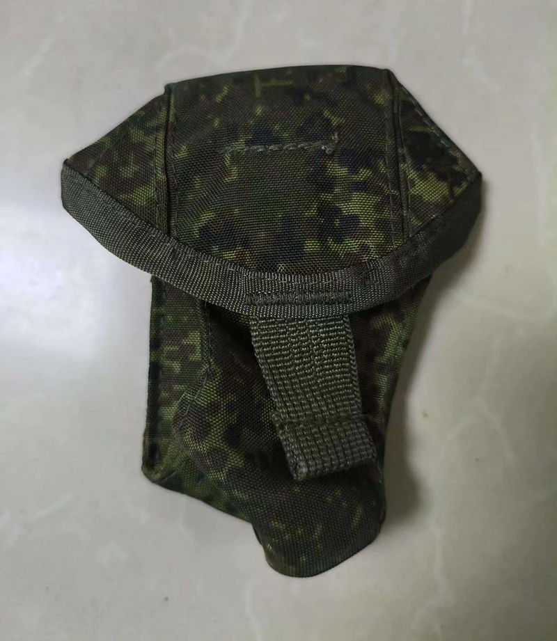 Bolsa de granada RGD camuflaje EMR con fijaciones para chaleco táctico