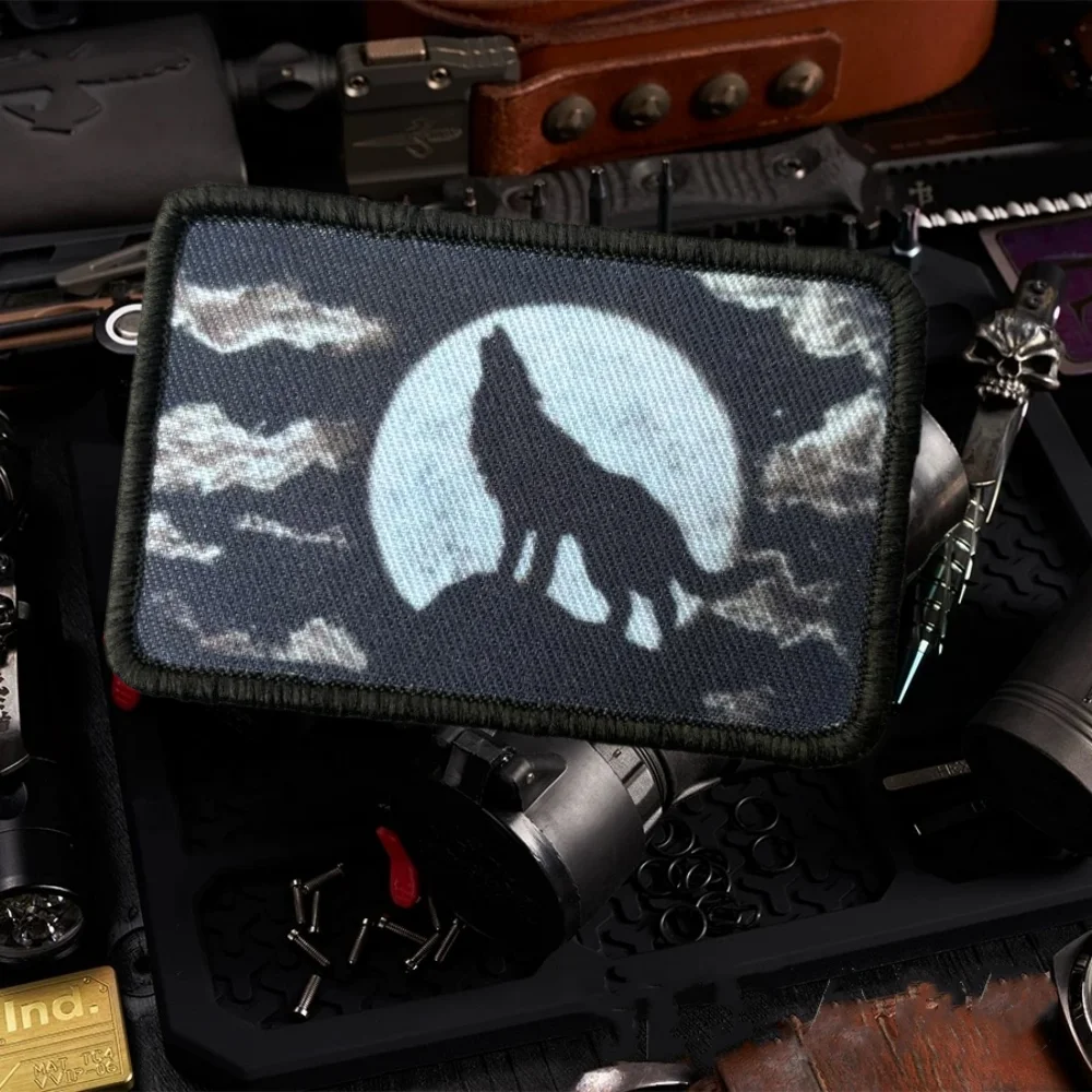 Parche adhesivo lobo solitario para chaleco o mochila táctica - imagen 5
