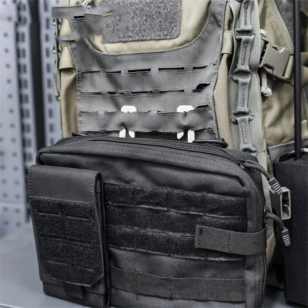 Ganchos tácticos de metal MOLLE para mochila Airsoft y senderismo - imagen 3