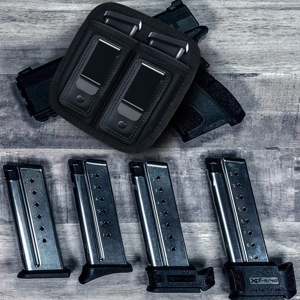 Funda con clip metálico para cinturón