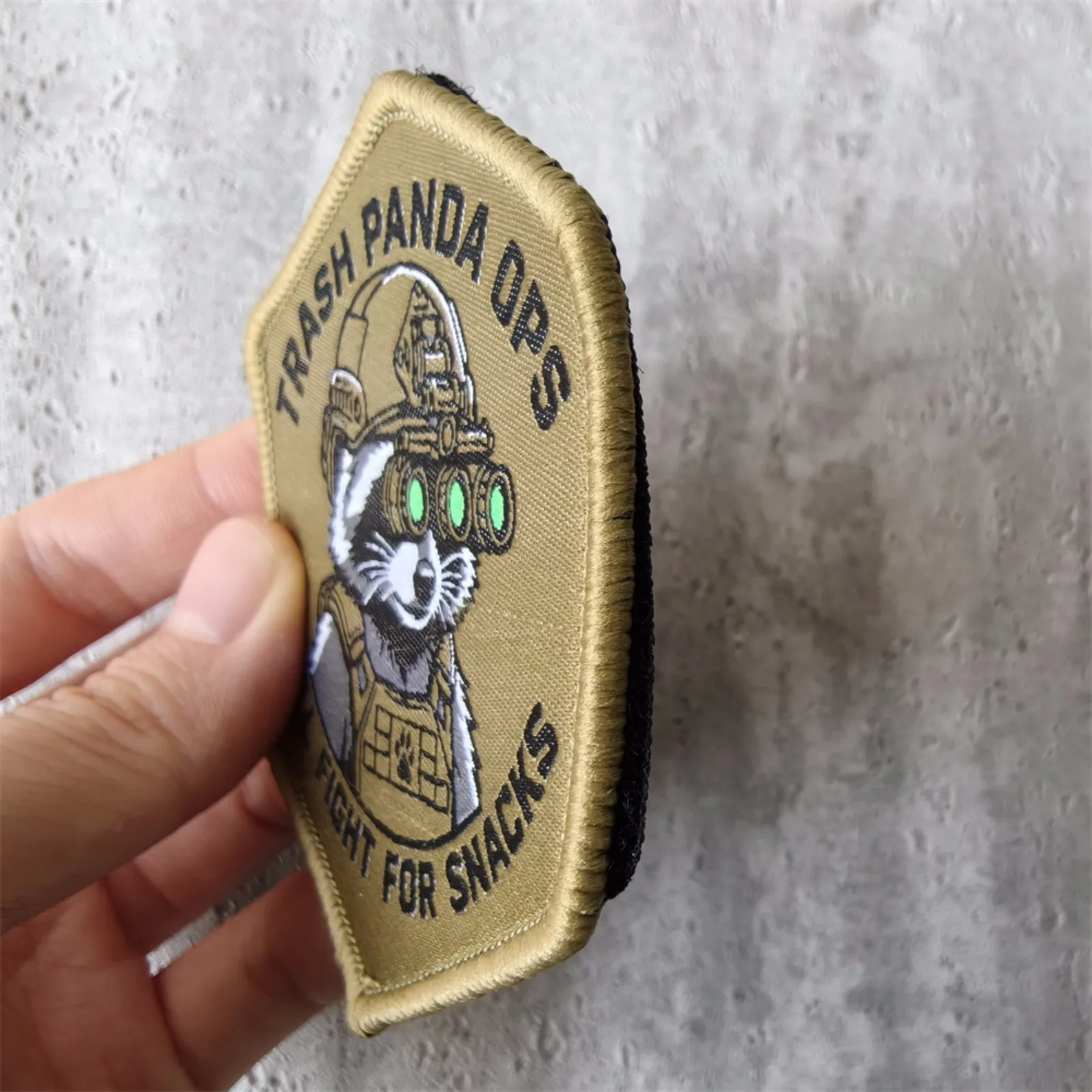 TRASH PANDA OPS Parche táctico de mapache con velcro - imagen 2