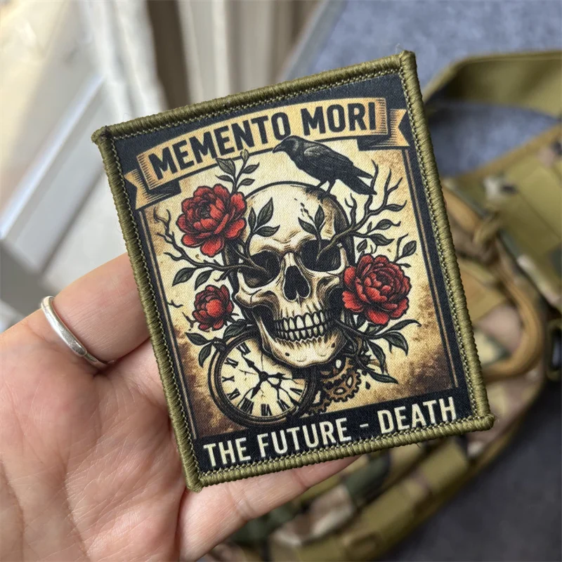 MEMENTO MORI parche táctico calavera estampada gancho y bucle - imagen 2