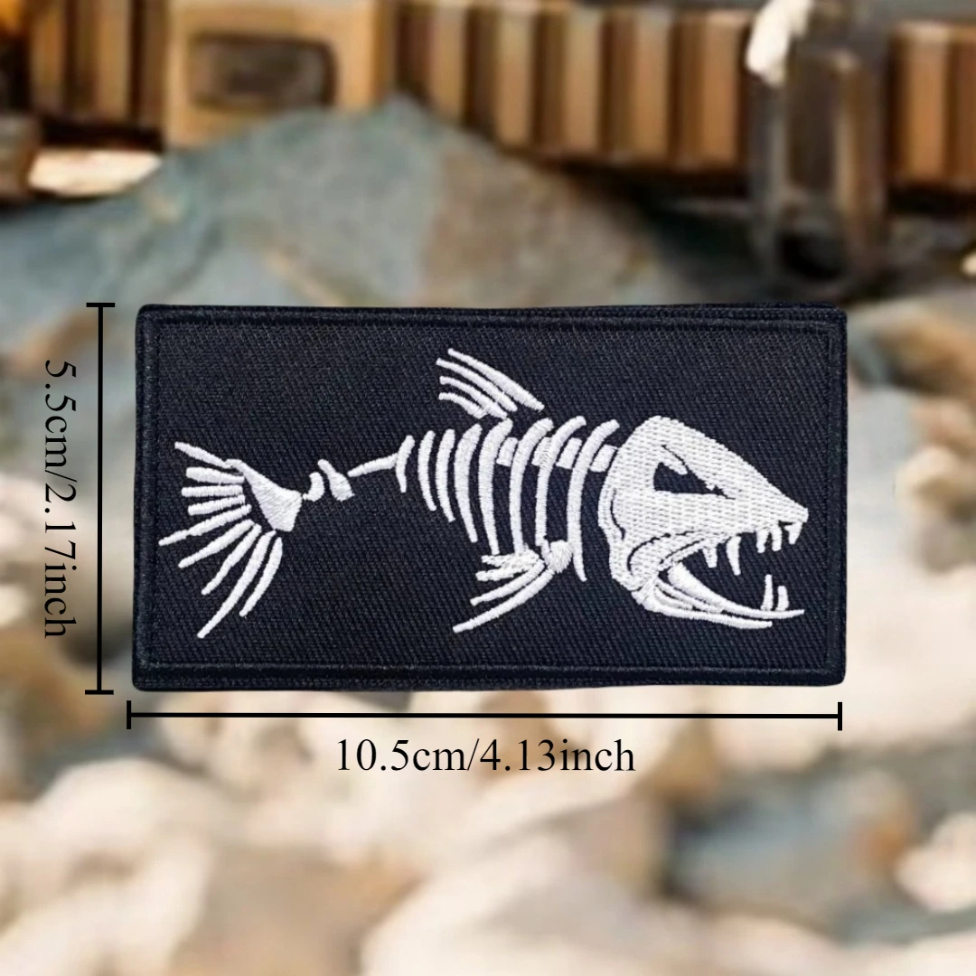 Parche militar bordado chevron esqueleto de pez táctico con velcro - imagen 2