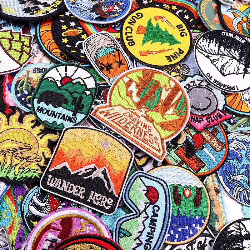 Lote variado de parches outdoor para personalizar chaquetas