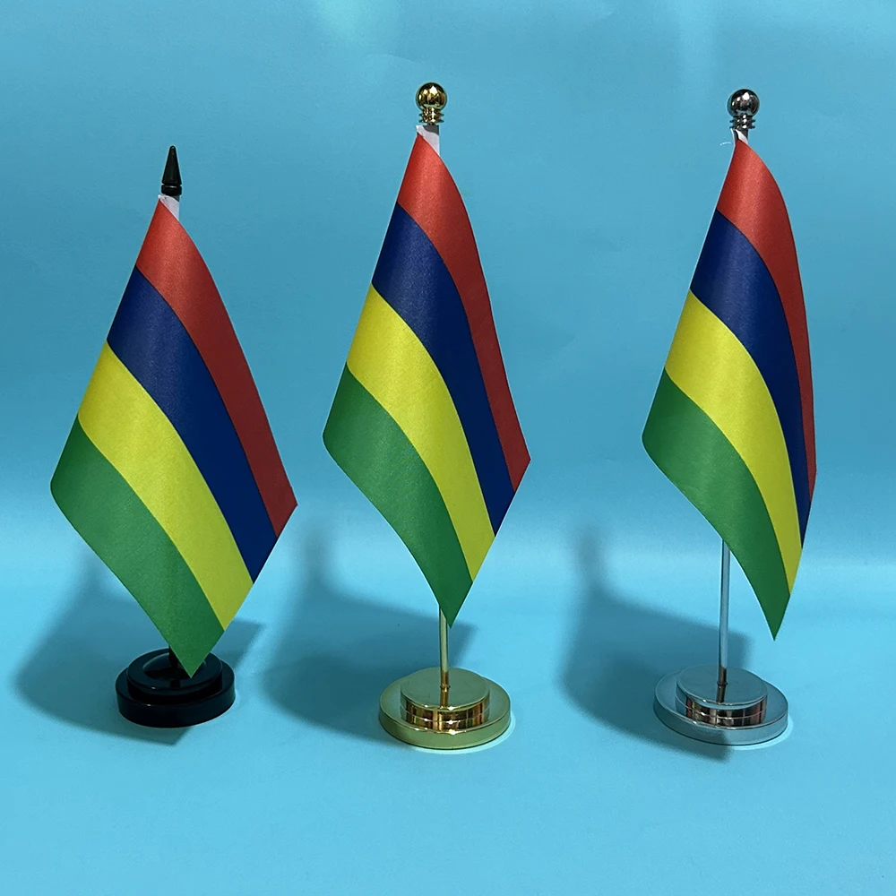 Bandera de Mauricio en soporte de escritorio con colores vibrantes