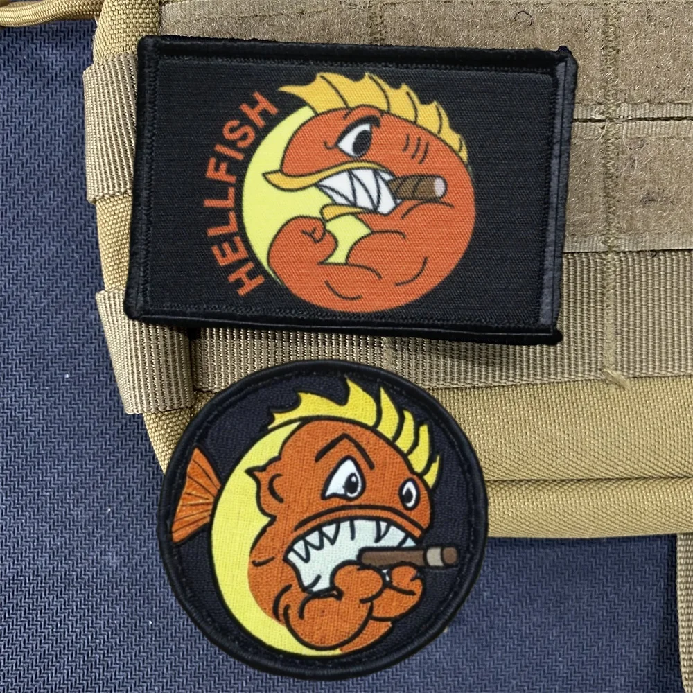 Parche táctico velcro Pez Infierno – Brazalete moral militar - imagen 2