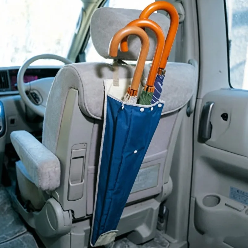 Bolsa plegable para paraguas en el coche