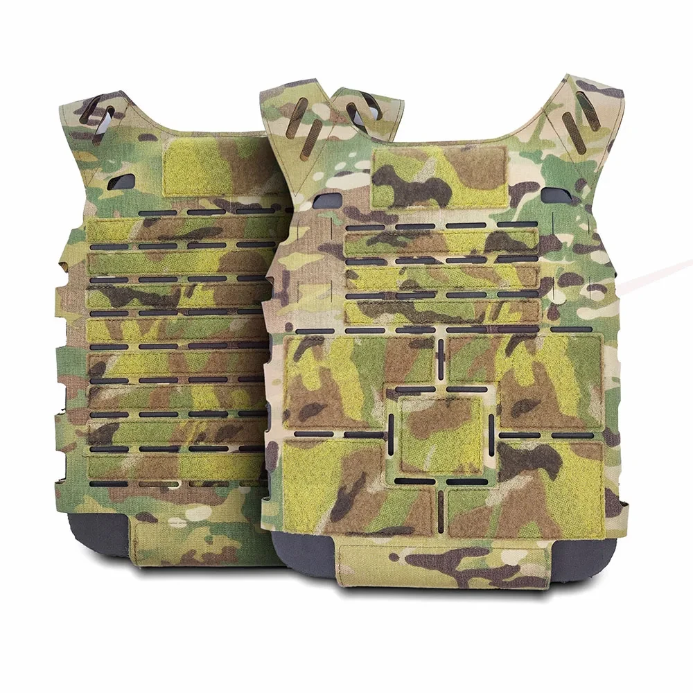 Detalle de paneles y corte láser en el chaleco