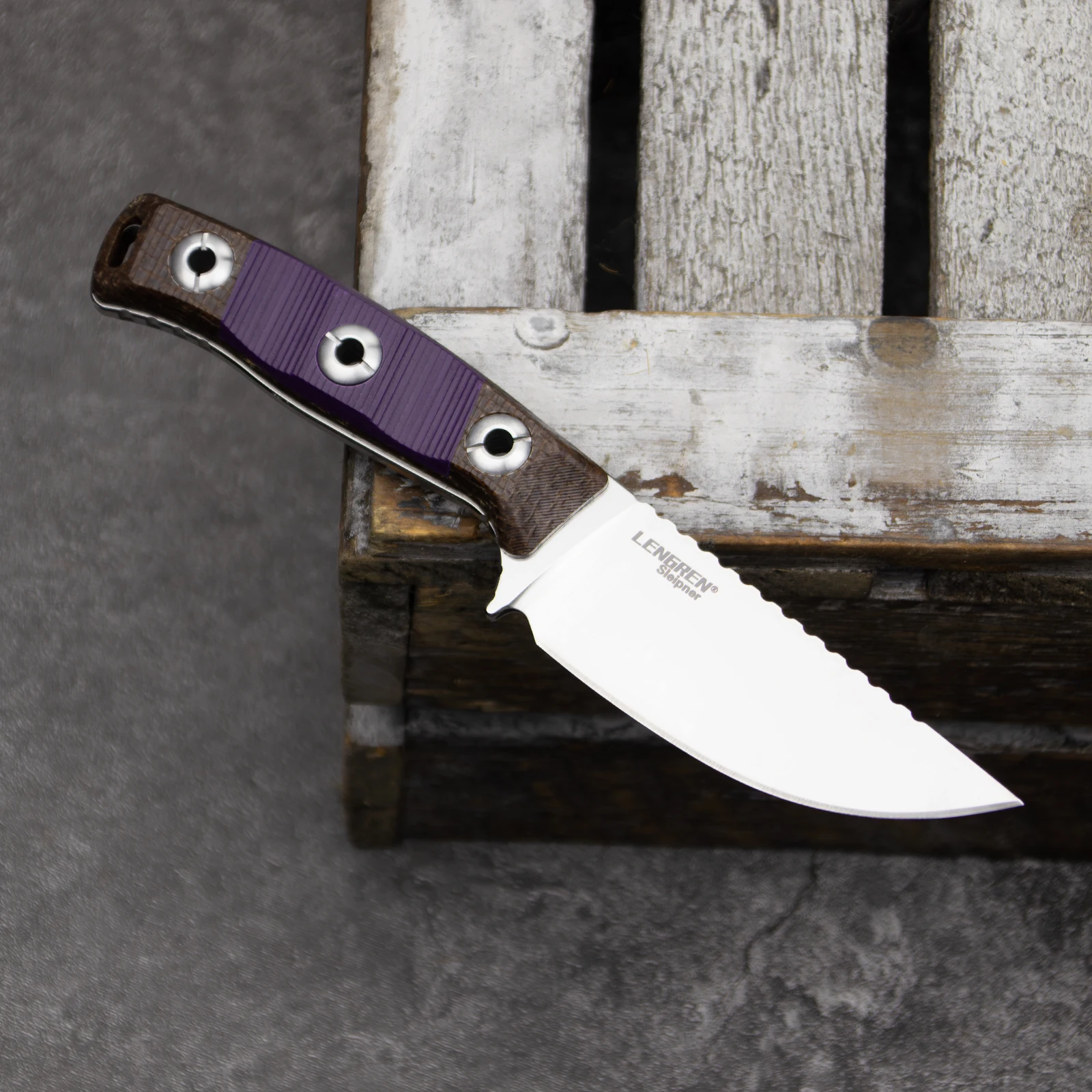 Cuchillo LENGREN A031 en uso