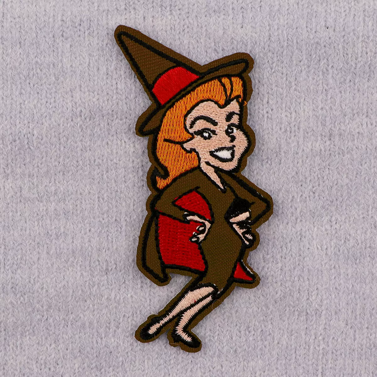 Parche bordado bruja - insignia para coser o planchar - imagen 3