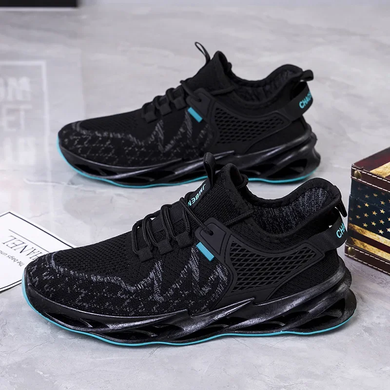 Zapatillas vulcanizadas hombre de malla con cordones ligeras