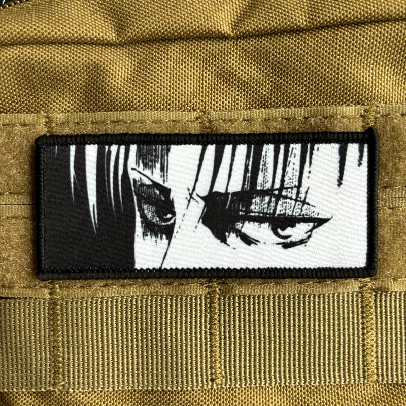 Parche Levi Ackerman insignia Titanes con gancho y bucle para mochilas - imagen 4