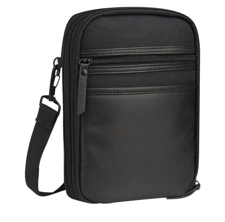 Mochila de pecho ORtactic en uso frontal