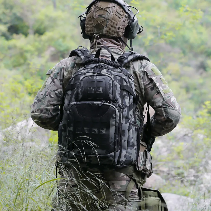 Mochila táctica Molle impermeable gran capacidad para trekking - imagen 2