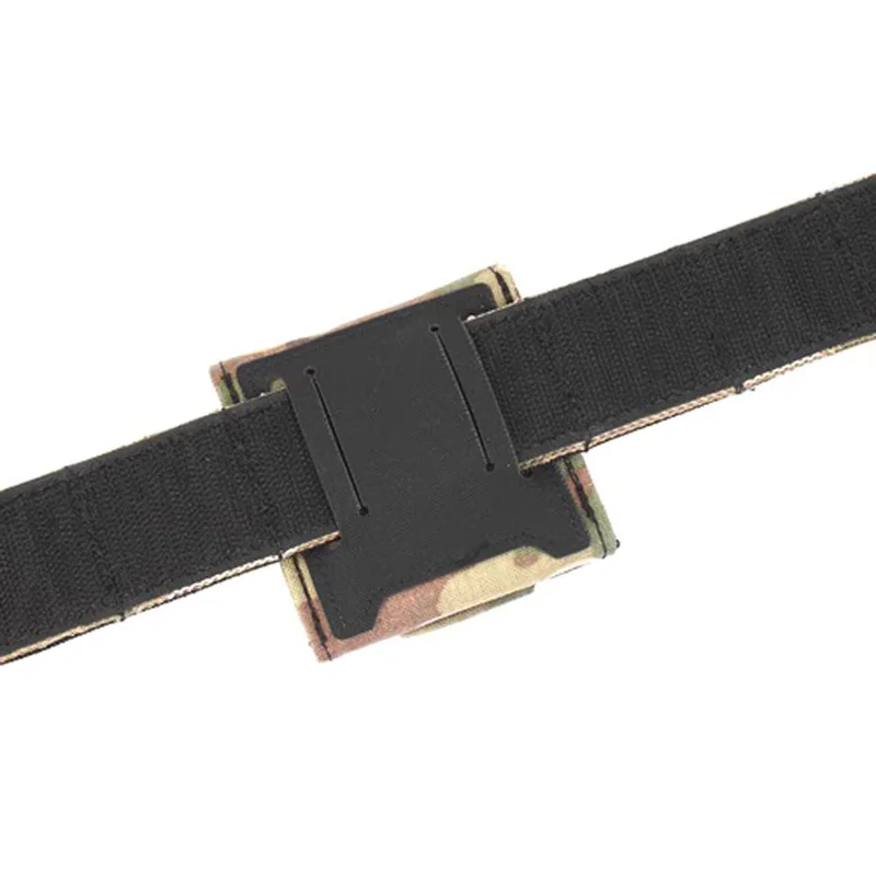 Cinturón táctico outdoor con bolsillos para llaves y USB - imagen 3