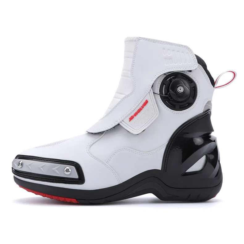 Detalle de la bota motociclismo