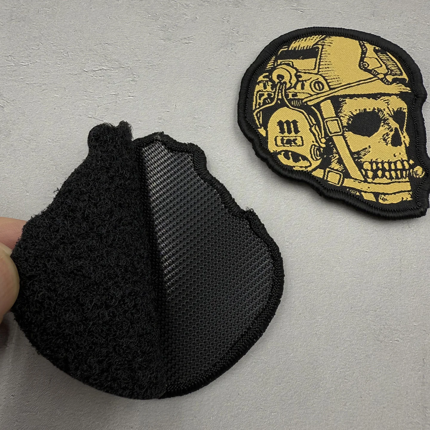 Parche táctico calavera de velcro, insignia militar para brazalete - imagen 5