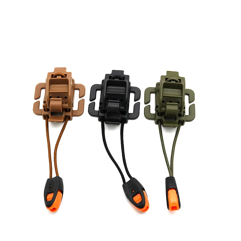 Clip táctico de nylon en color negro para fijar equipo