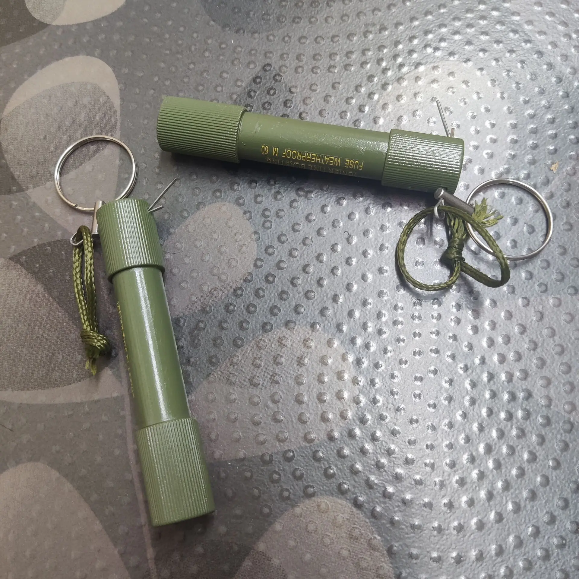 Airsoft antiniebla táctica no funcional para simulación de demolición - imagen 5