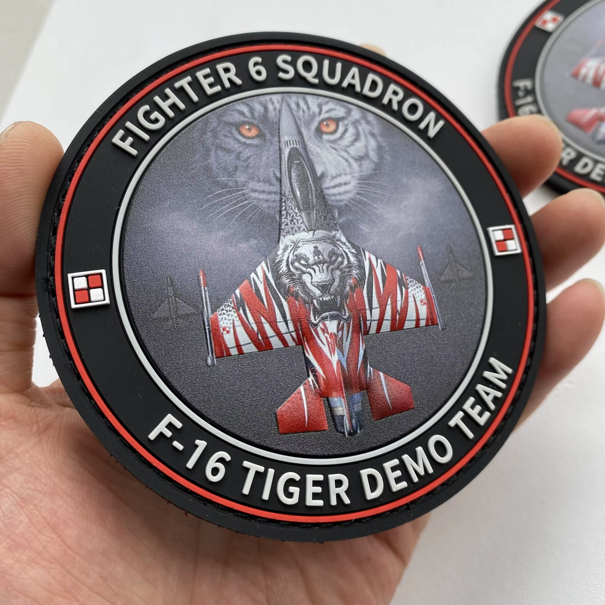 Parche de goma PVC 3D con insignia moral lavable - imagen 3